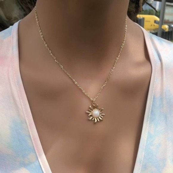 Golden Sun Flower Boho Festival Designed Necklace - Picture 1 of 8